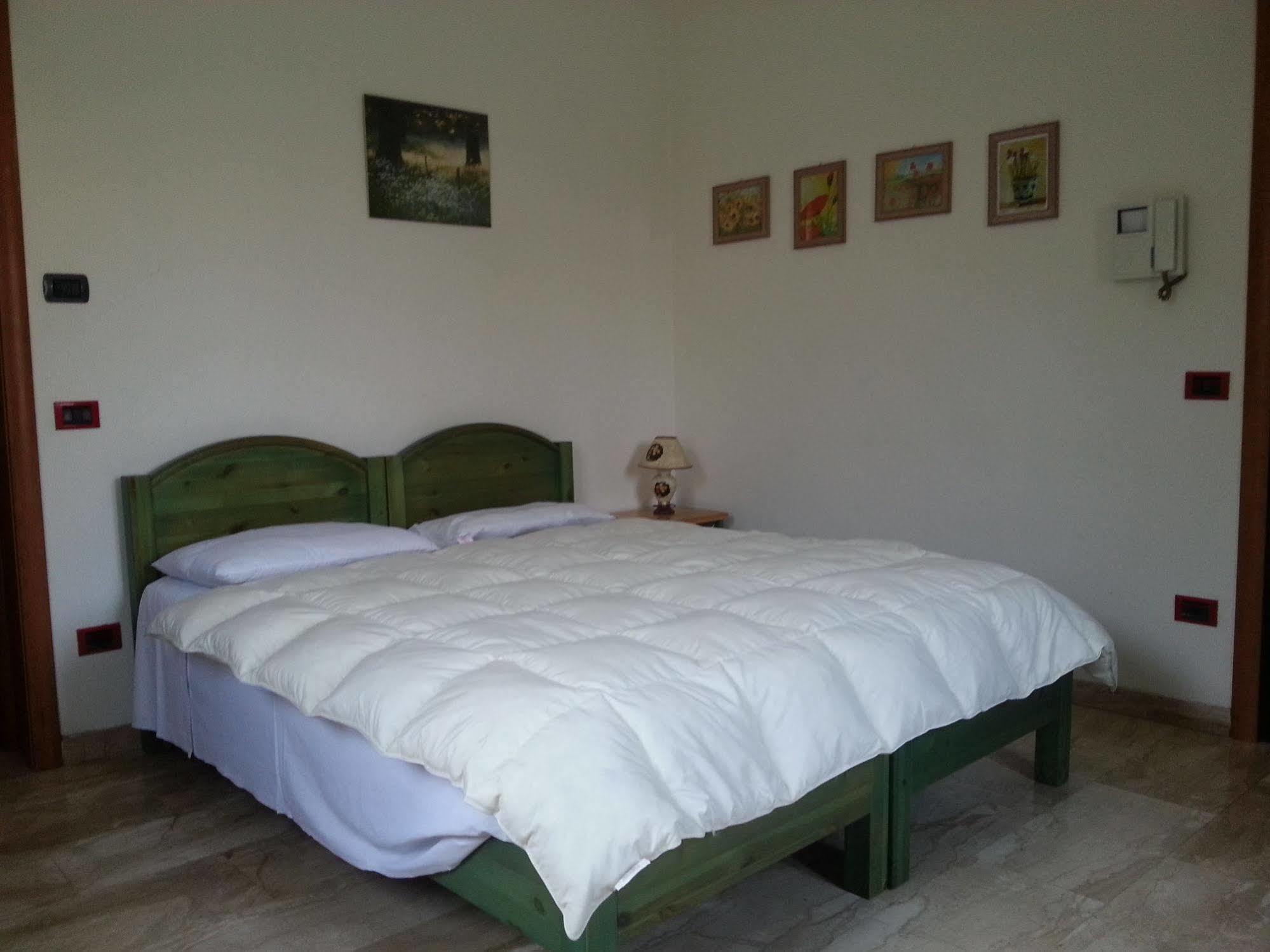 Residence La Vecchia Reggio Reggio Emilia Kültér fotó